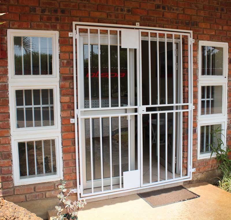 Security-Gate-for-Olspa-Botswana